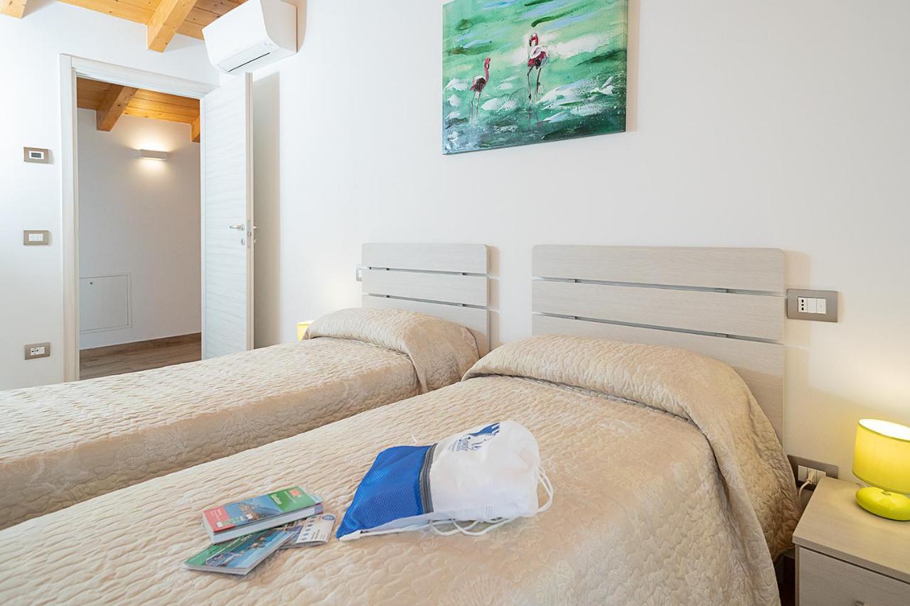 Willa Casa Rossa - Regarda Travel Bardolino Zewnętrze zdjęcie
